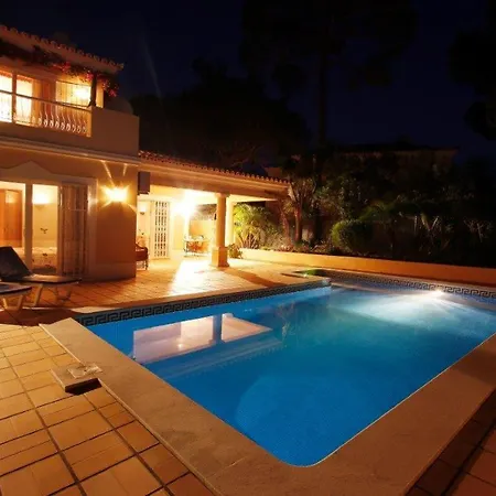 Almancil Sleeps 6 Pool Air Con Wifi T607844 *